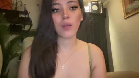 Maceey online show from February 5, 3:48 pm