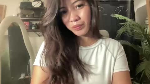 Maceey online show from March 23, 2:11 pm