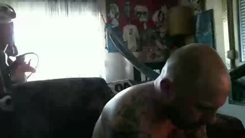 Manuel online show from March 2, 9:31 am