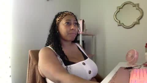 madam_glam online show from July 9, 6:12 pm