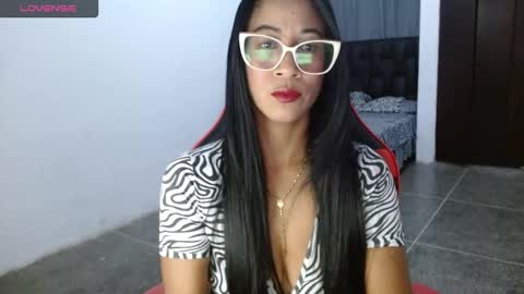 EMILY online show from January 5, 10:13 pm