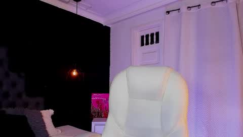  madame lilith  online show from September 21, 11:25 am