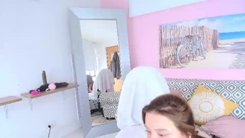 Rachell online show from June 25, 4:01 pm