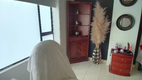 Rachell online show from July 16, 6:44 pm