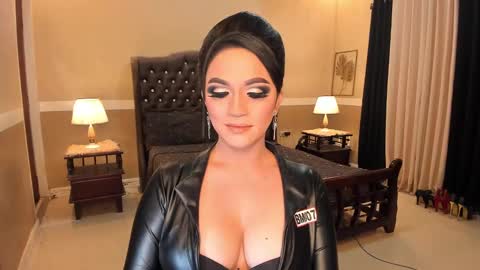 Alison Kloss online show from March 10, 11:49 pm