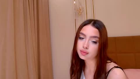 Madelaine online show from May 22, 8:26 pm