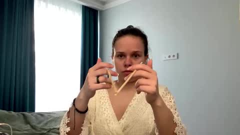 Alice online show from March 19, 12:21 pm