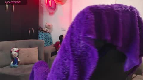 maddiie and clyde online show from April 22, 12:51 am