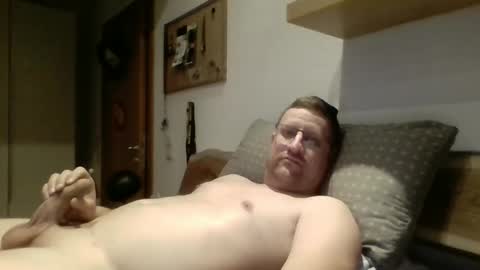 Maddin online show from February 1, 7:11 pm