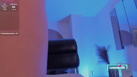 Maddison online show from February 10, 11:30 pm