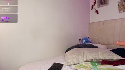 maddisson_quenn05 online show from November 17, 8:11 pm