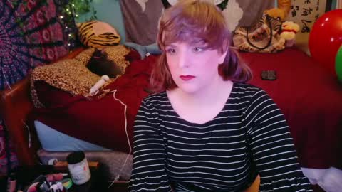 Snapshot of maddy_cat chatting on October 17, 3:27 pm Maddy Cat online show from October 17, 3:27 pm