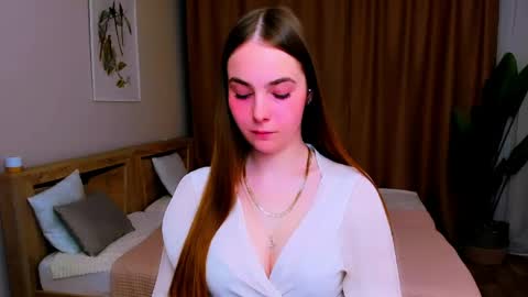 maddy_gate online show from April 12, 6:34 pm