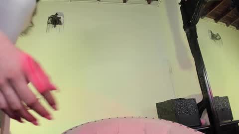 maddy_rios online show from February 14, 4:58 am