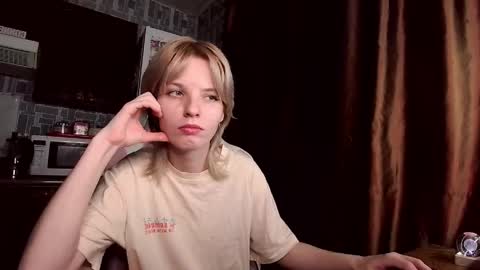 madelaines online show from June 2, 9:50 pm