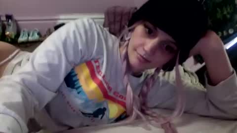 madeline online show from February 6, 1:47 pm