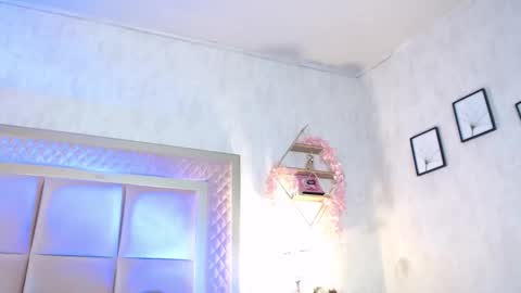 madhison_5 online show from May 3, 12:44 pm