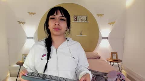 MADISON  online show from November 12, 11:45 am