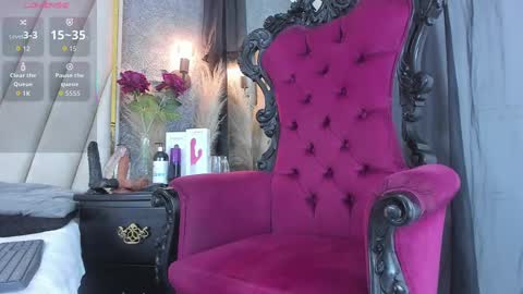 Snapshot of madison_diaz1 chatting on September 18, 2:54 pm Madi online show from September 18, 2:54 pm