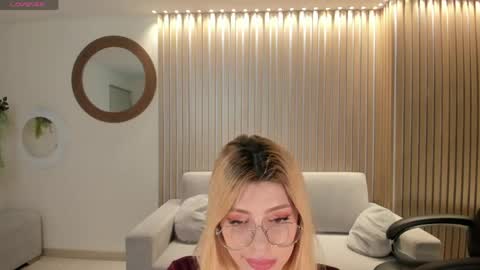 Madison Kane online show from April 22, 11:28 am