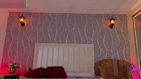    online show from November 8, 1:36 pm