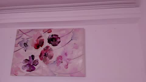 Mae Lyra online show from March 31, 5:24 pm