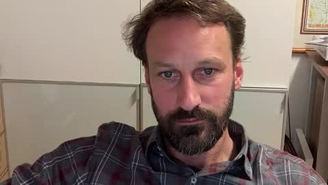 Snapshot of maenu_69 chatting on October 26, 7:13 pm maenu_69 online show from October 26, 7:13 pm