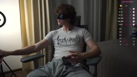 Snapshot of maestro3369 chatting on October 18, 9:41 pm Mike XMaestro 3369 online show from October 18, 9:41 pm