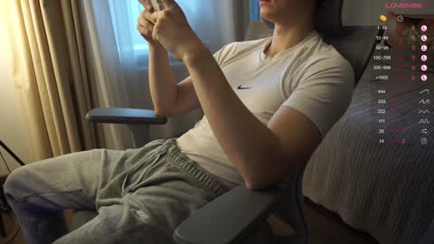 Snapshot of maestro3369 chatting on February 5, 1:22 pm Mike XMaestro 3369 online show from February 5, 1:22 pm