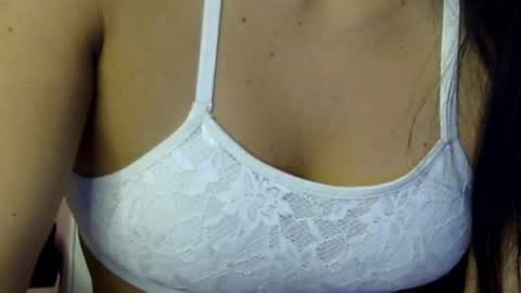 maferchavez88 online show from April 8, 4:15 am