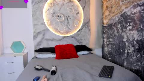 mafesossa online show from September 16, 1:35 pm