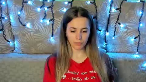 Maggie online show from July 13, 3:43 am