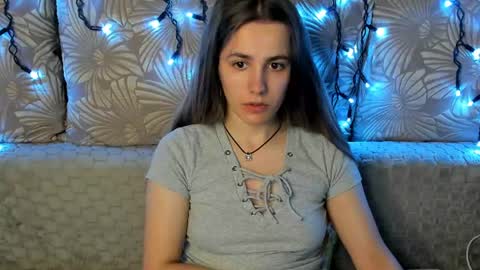 Maggie online show from June 11, 2:53 am