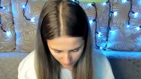 Maggie online show from June 30, 1:38 am
