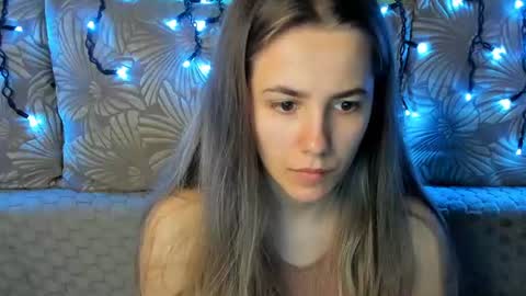 Maggie online show from July 1, 1:47 am