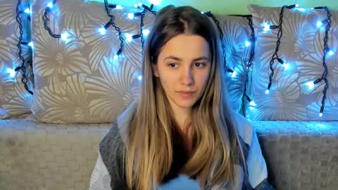 Maggie online show from February 26, 2:26 am