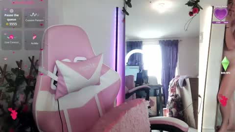 Luna  online show from July 31, 6:53 pm