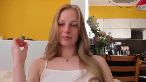 Alice  online show from June 20, 1:06 pm