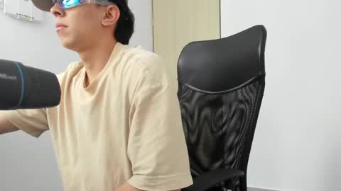 Tony Hoffa online show from March 9, 10:19 pm