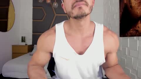 Snapshot of magnusclark chatting on September 15, 6:20 pm Magnusclark online show from September 15, 6:20 pm