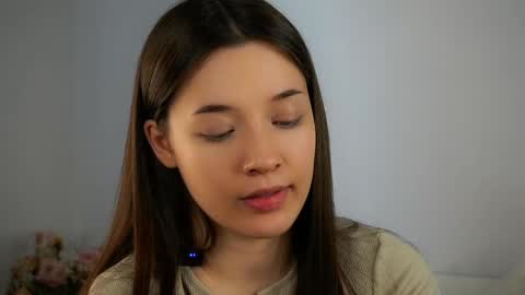 Lucy online show from March 8, 4:23 am