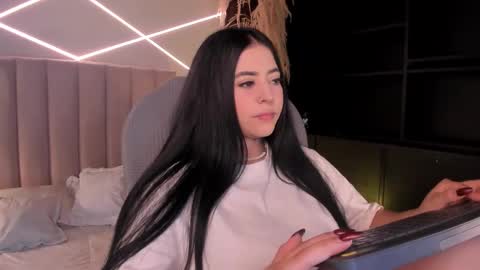  Mait  online show from January 18, 6:28 pm