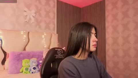 maiily_tay online show from February 4, 11:47 am