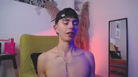 Snapshot of maiky_cooper chatting on September 23, 8:15 pm Maiky Cooper online show from September 23, 8:15 pm