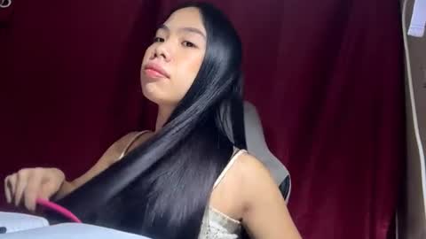 maisiesalviejo online show from August 5, 10:45 am