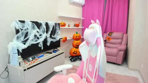 Chloe online show from October 24, 3:29 am