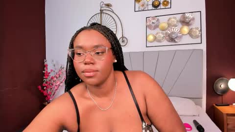 makena online show from March 9, 3:22 am