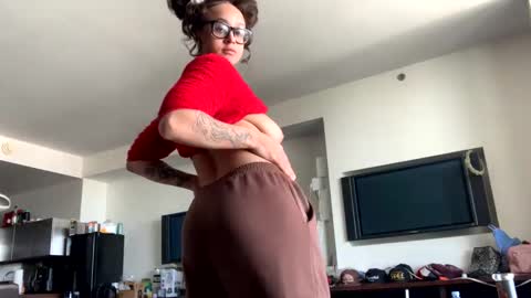 hokulani online show from January 5, 9:14 pm