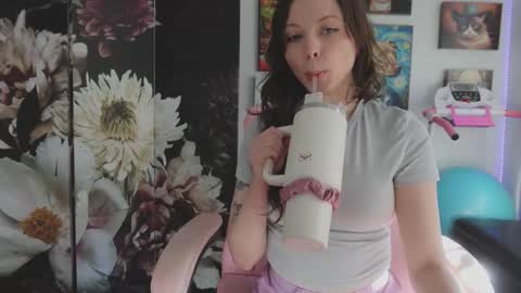 MakiyahBelle online show from November 29, 7:05 am