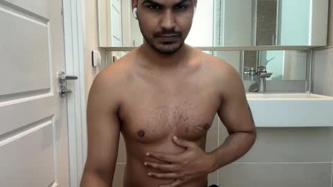 Snapshot of malegreek chatting on February 27, 3:59 pm malegreek online show from February 27, 3:59 pm